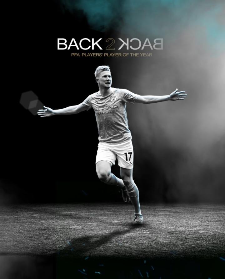 博主：河南队今天下午飞往上海，随后将与海港热身